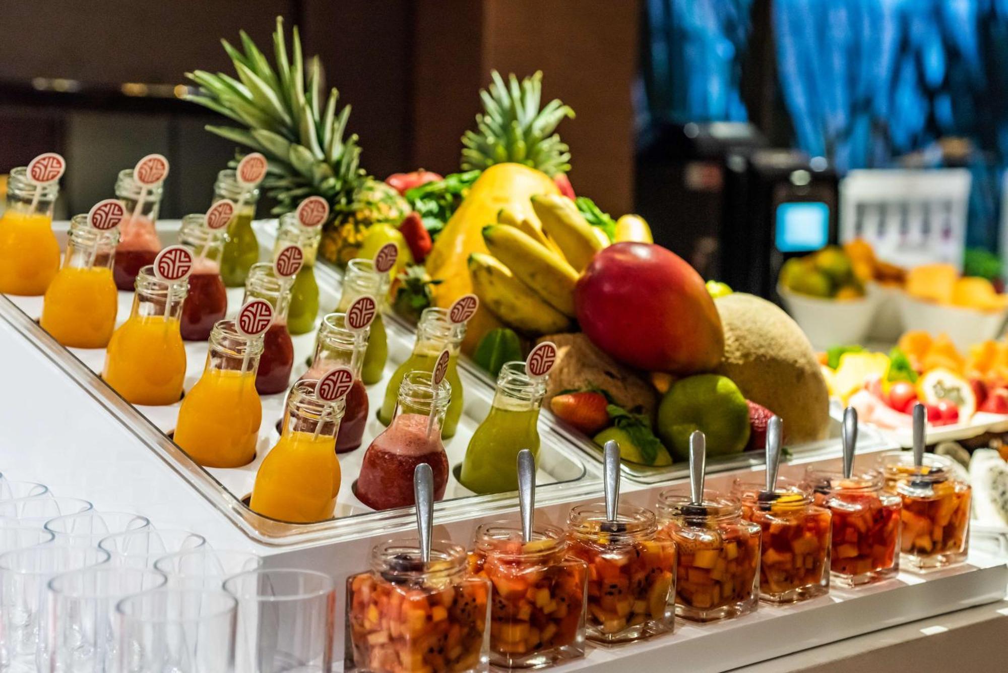 Hotel NH Collection Bogota Andino Royal Esterno foto Fruit juice