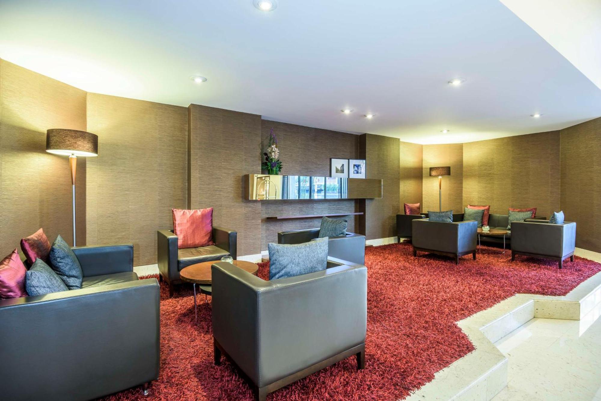 Hotel NH Collection Bogota Andino Royal Esterno foto The lounge at the airport